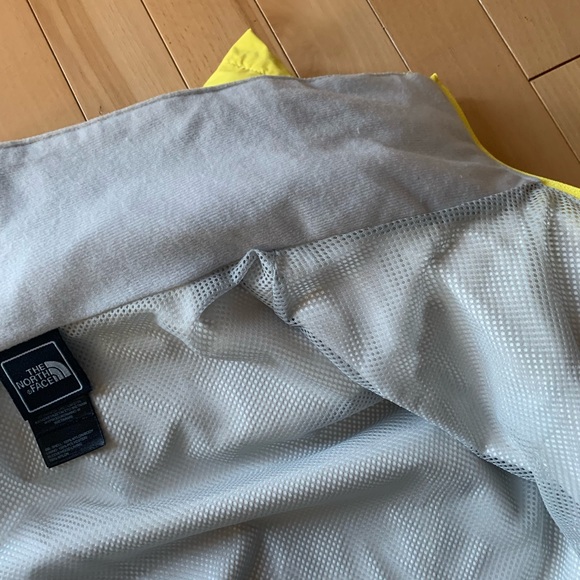 North Face Resolve Jacket size S - Picture 9 of 10